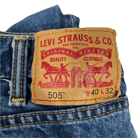 Levi’s 40x32 505 Regular Straight Leg Jeans - Picture 3 of 3